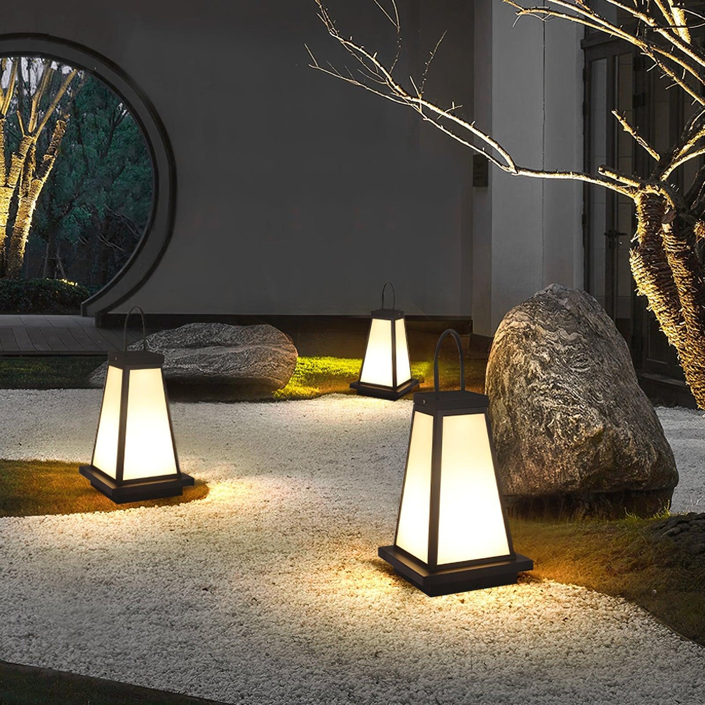 Roam Lantern Garden Architectural light Outdoor Lamp