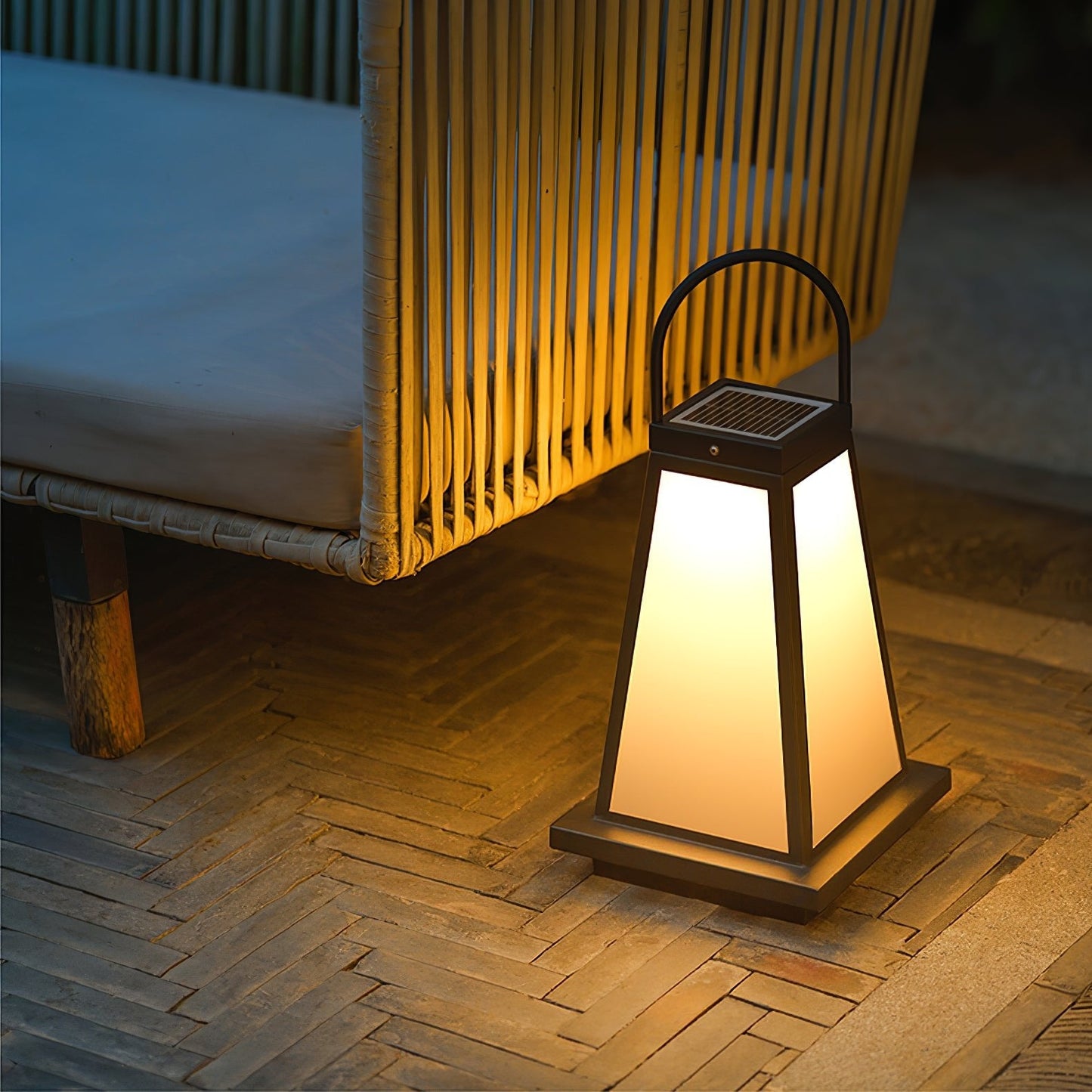 Roam Lantern Solar Exterior lamp Outdoor Lamp