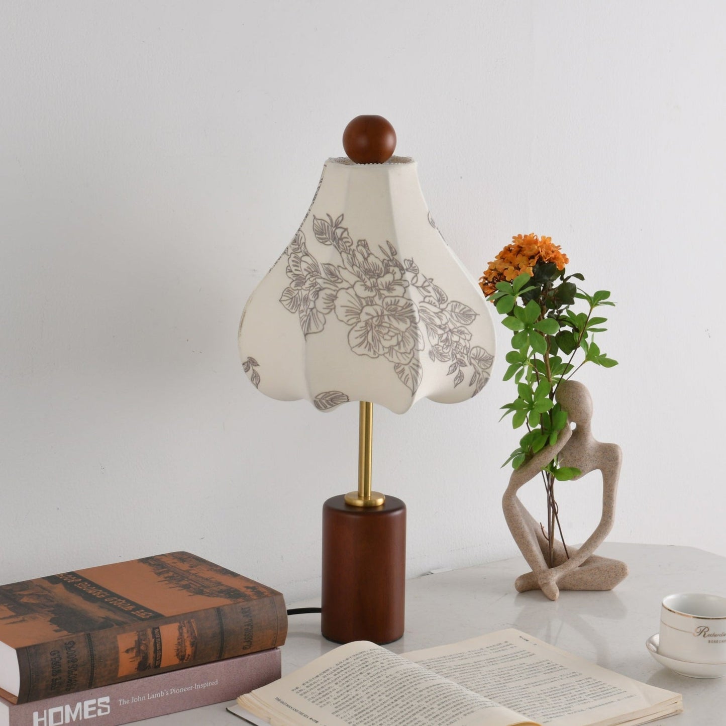 Roselle Vintage Table Lamp
