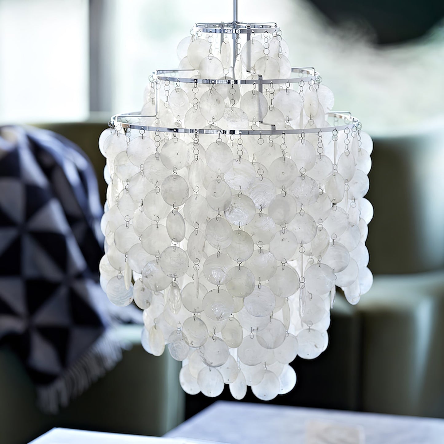 Round Shell Pendant light Chandelier