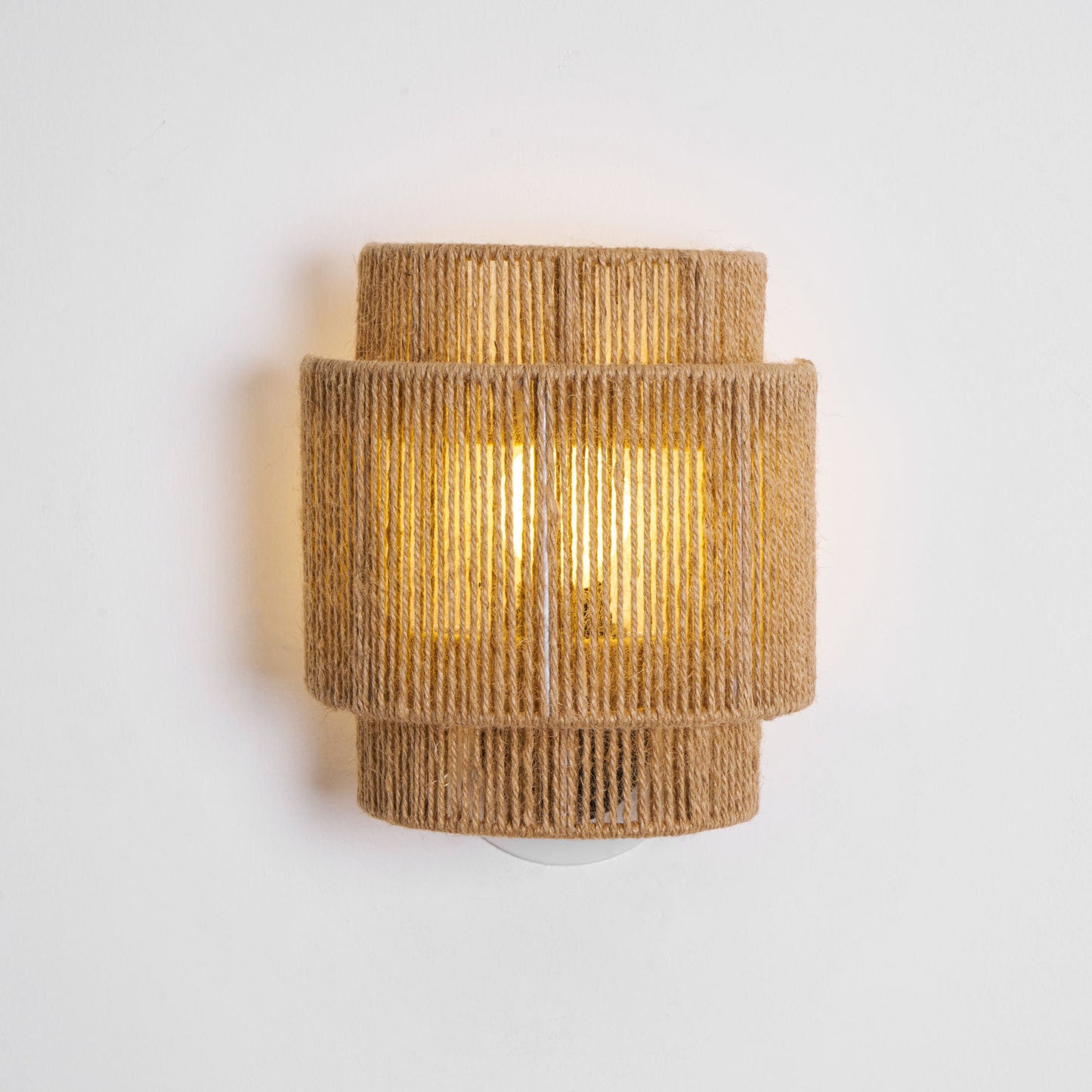 Rustic Weave Wall Lamp