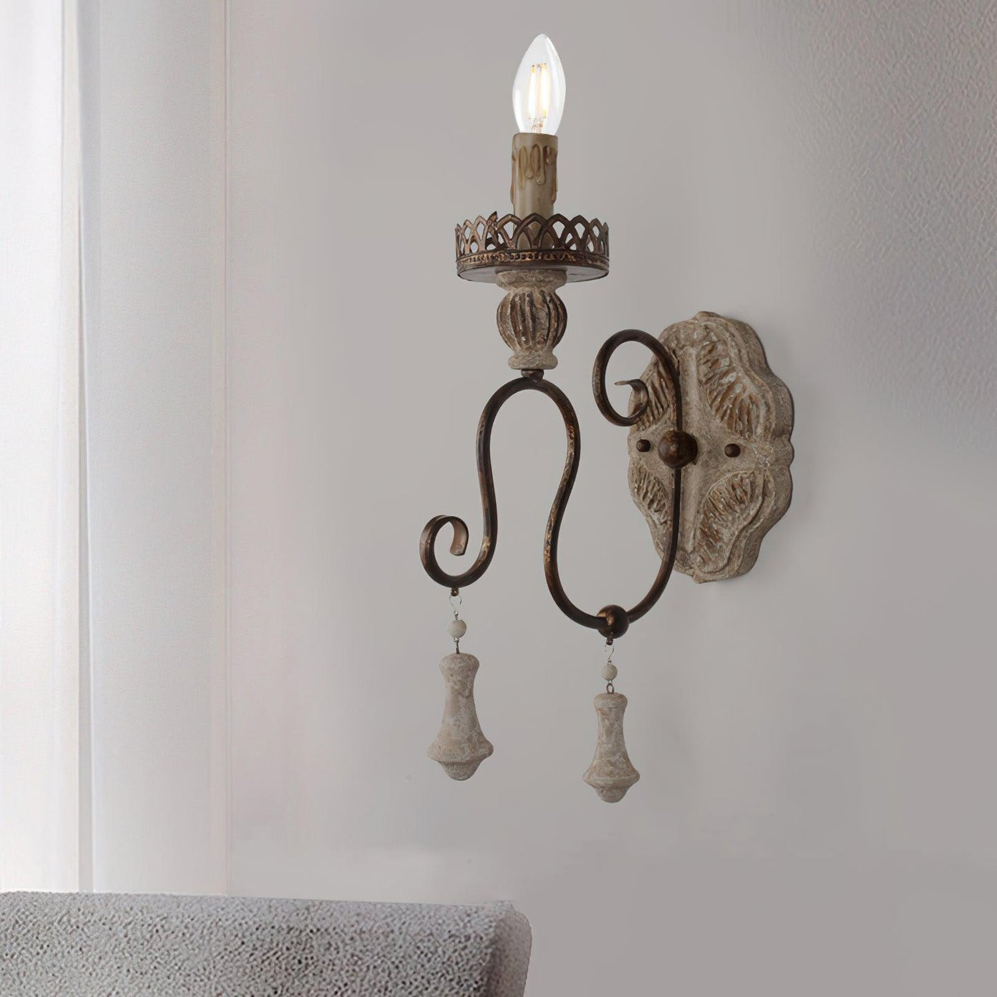 Santa Trinita Bracket light Sconce