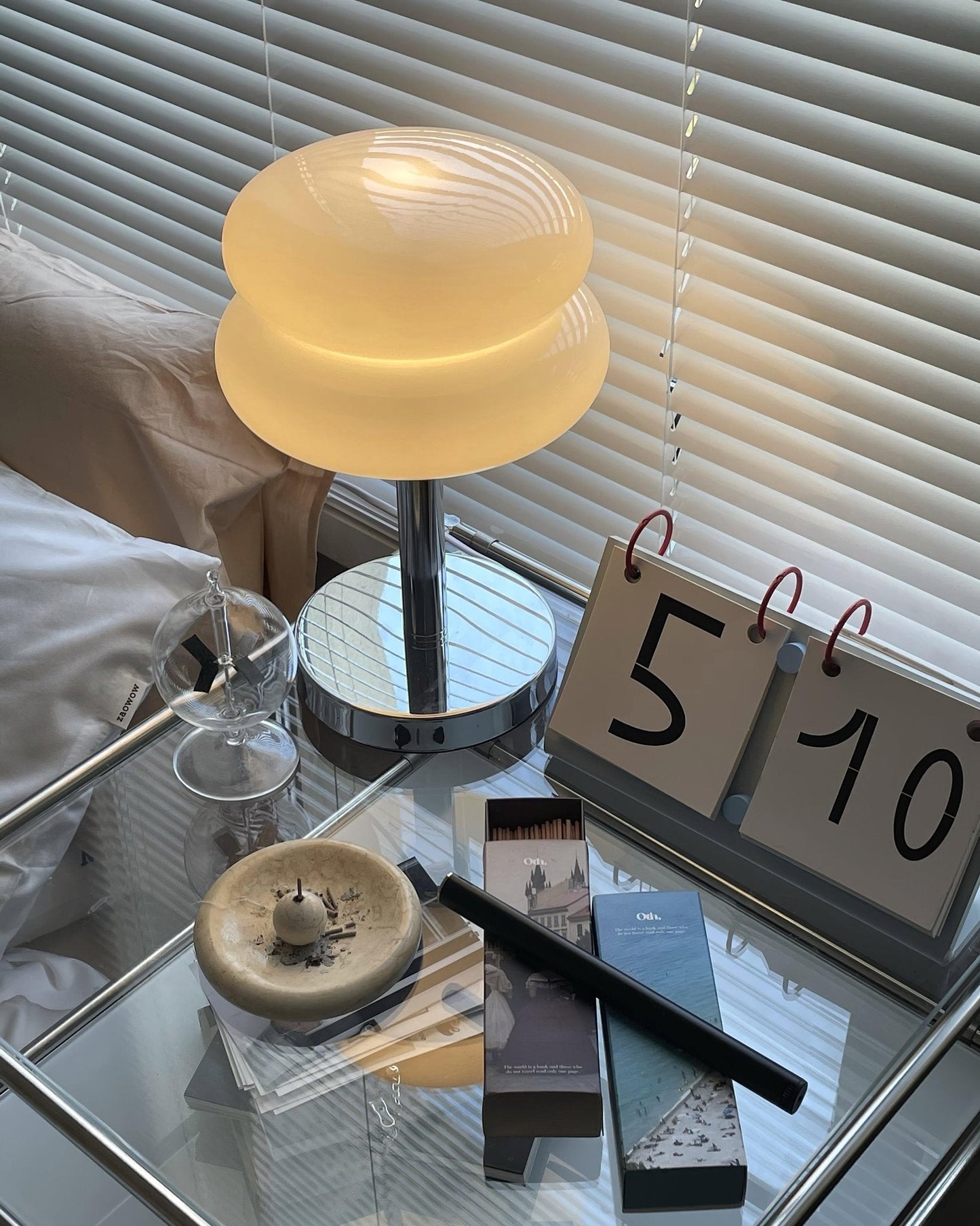 Saturn Glide Glass Reading light Table Lamp