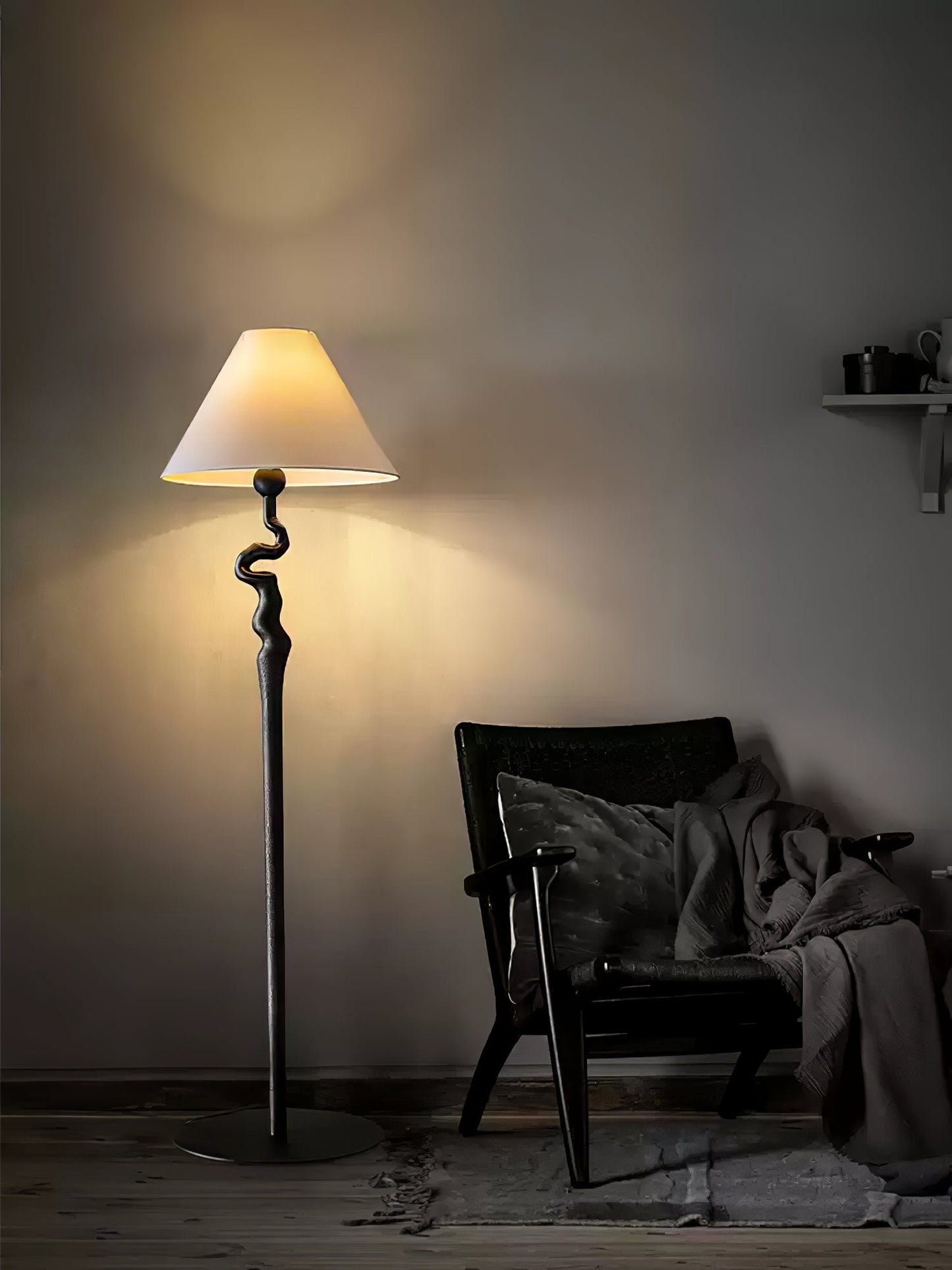 Serpentine Twist Accent Lamp Floor Lamp