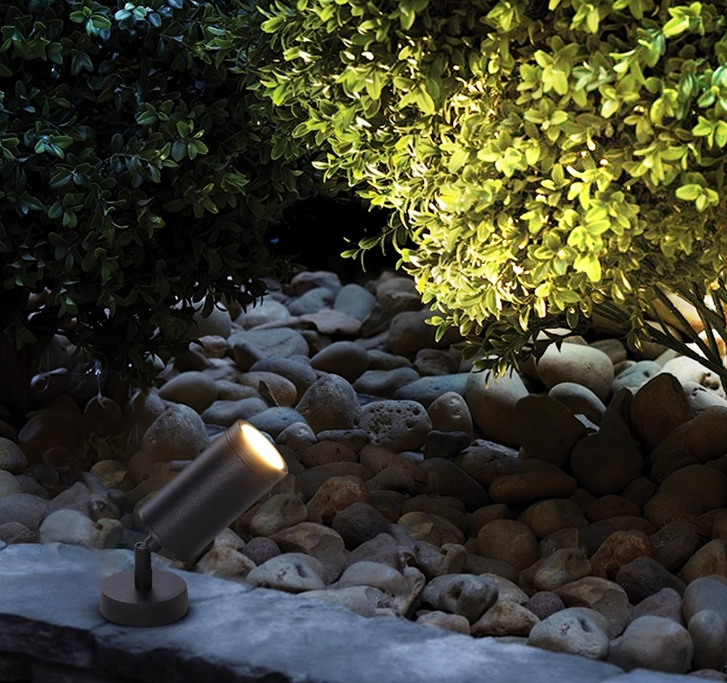 Shadow Pierce Ground Spike Light