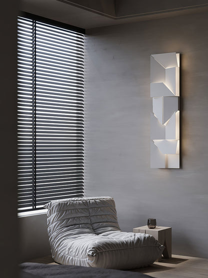 Shadows Grand Plug-in Sconce