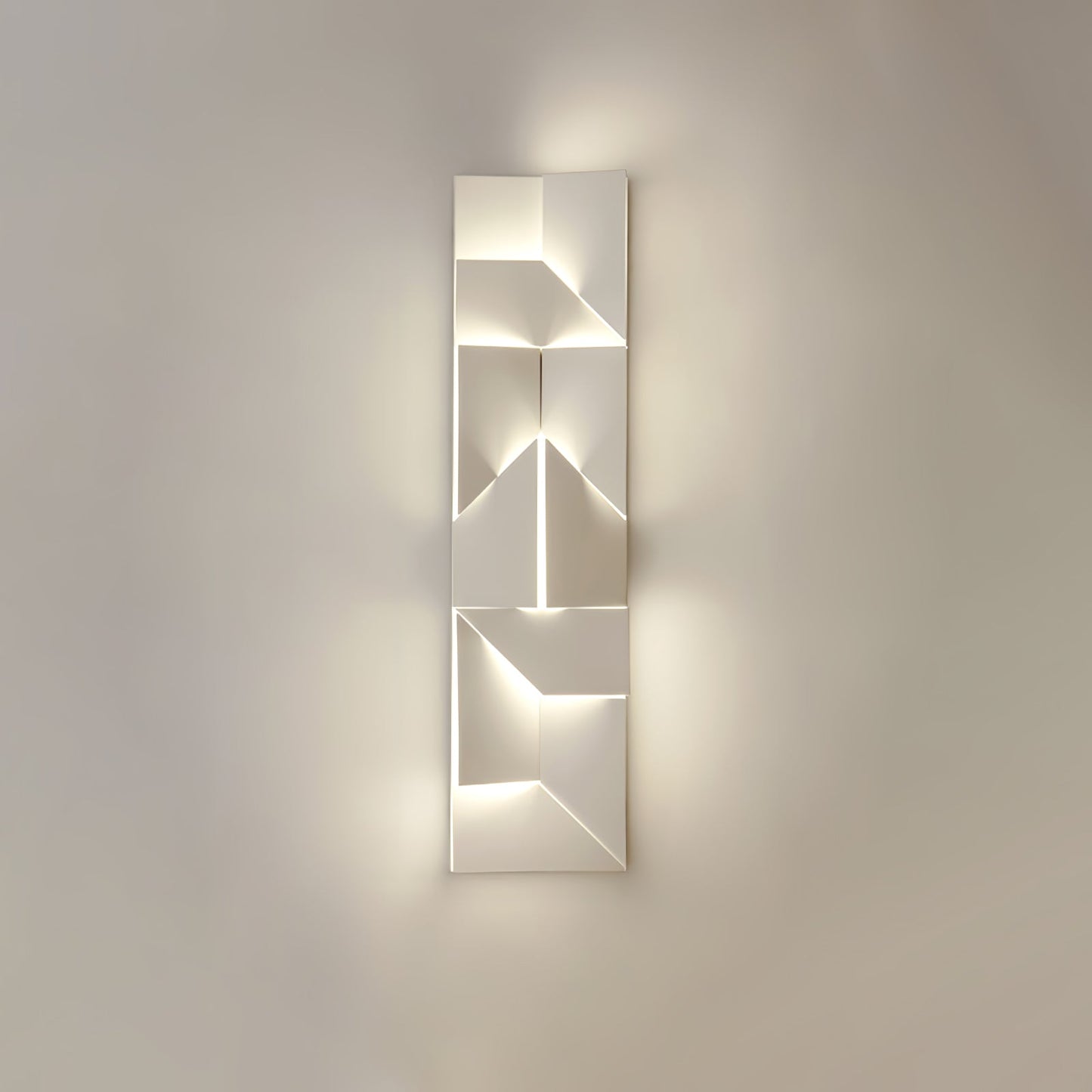 Shadows Grand Plug-in Sconce