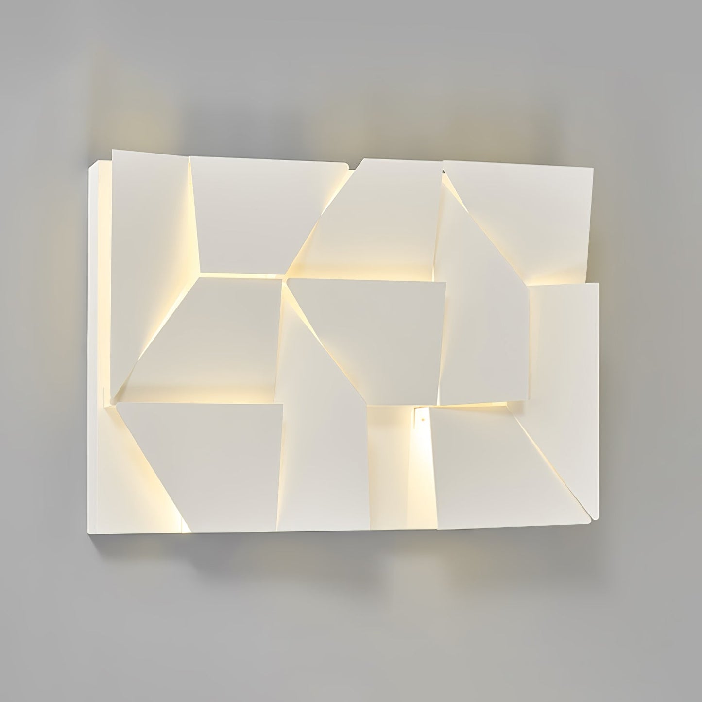 Shadows Grand Wall-mounted light Sconce