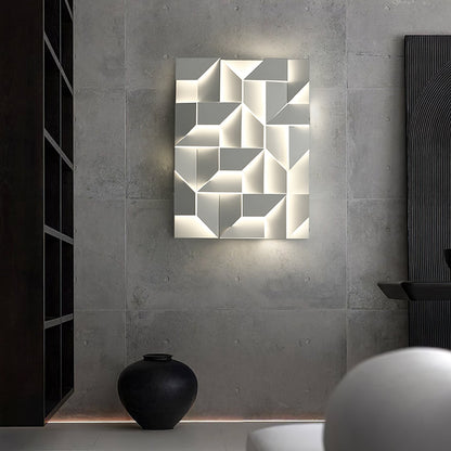 Shadows Grand Wall-mounted light Sconce