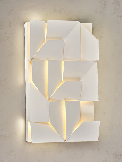 Shadows Grand Wall-mounted light Sconce