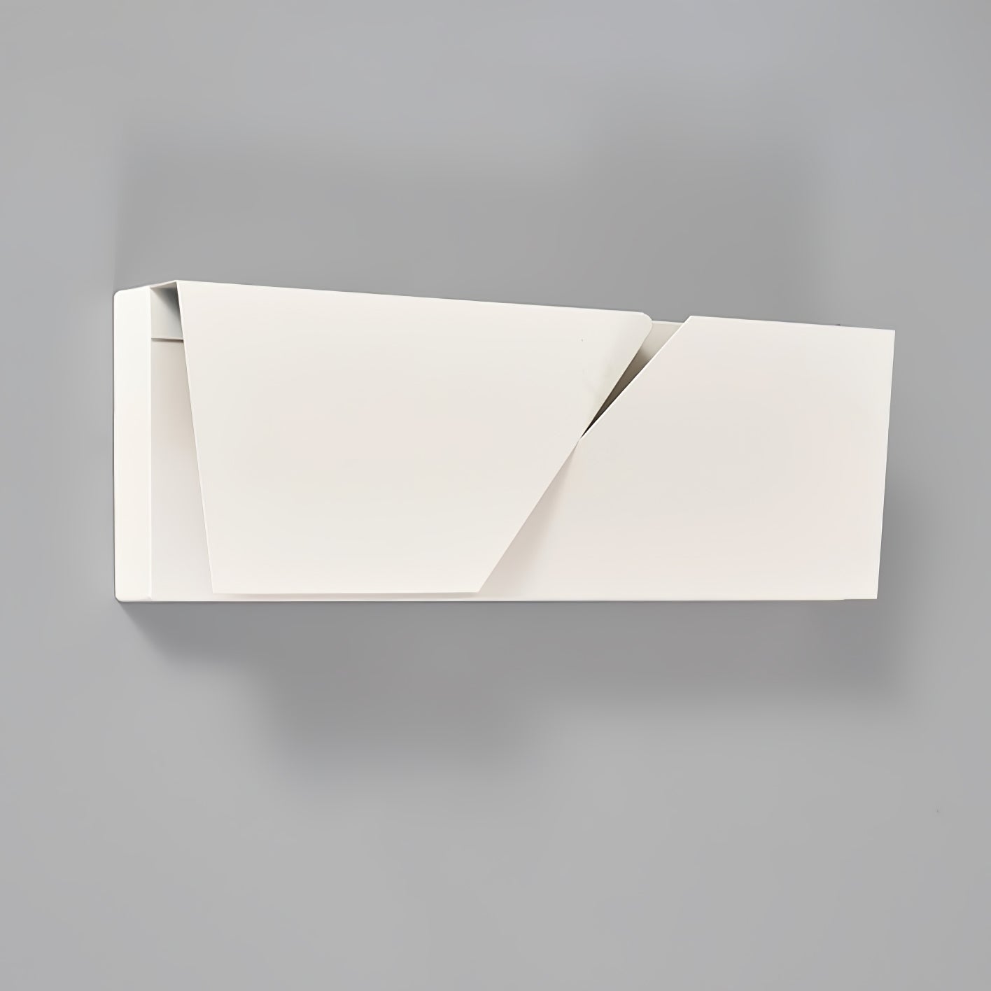 Shadows Grand Plug-in Sconce