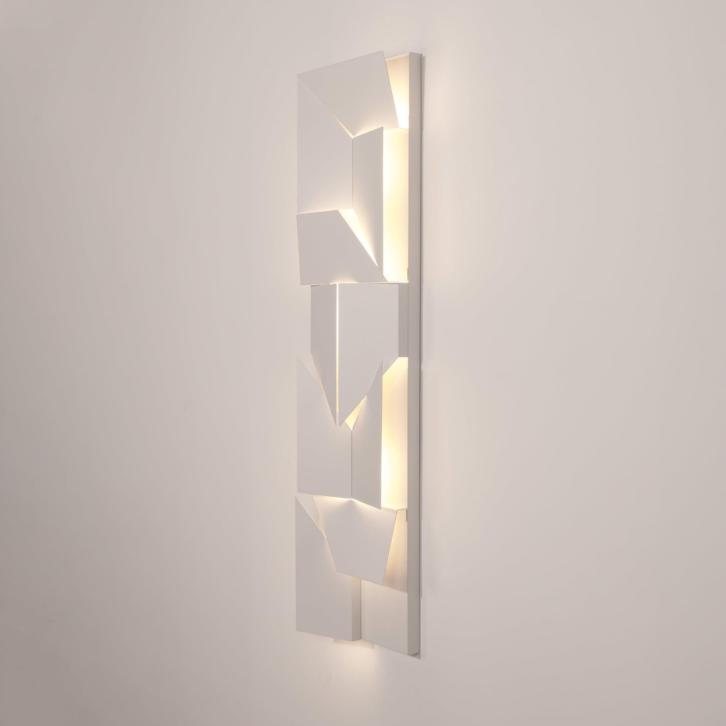Shadows Grand Plug-in Sconce