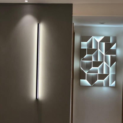 Shadows Grand Wall-mounted light Sconce