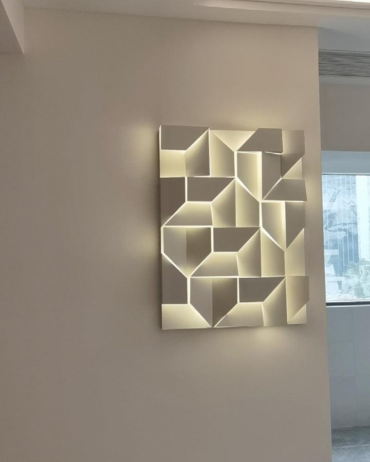 Shadows Grand Plug-in Sconce