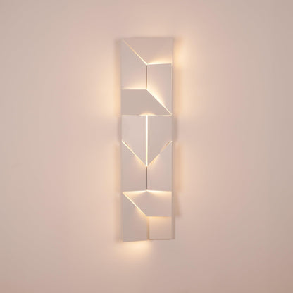 Shadows Grand Wall-mounted light Sconce