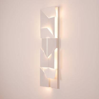 Shadows Grand Wall-mounted light Sconce