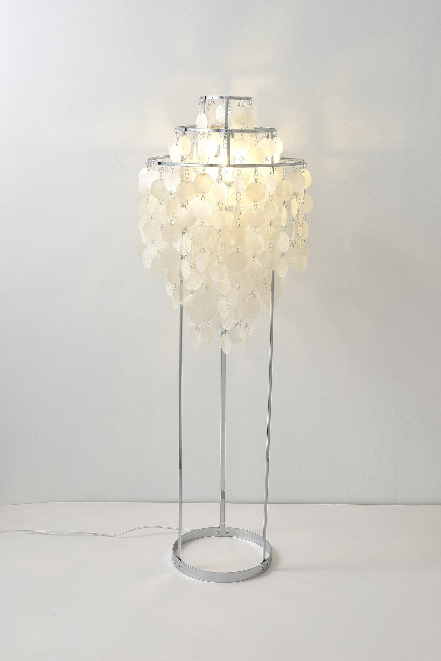 Shell Accent Lamp Floor Lamp