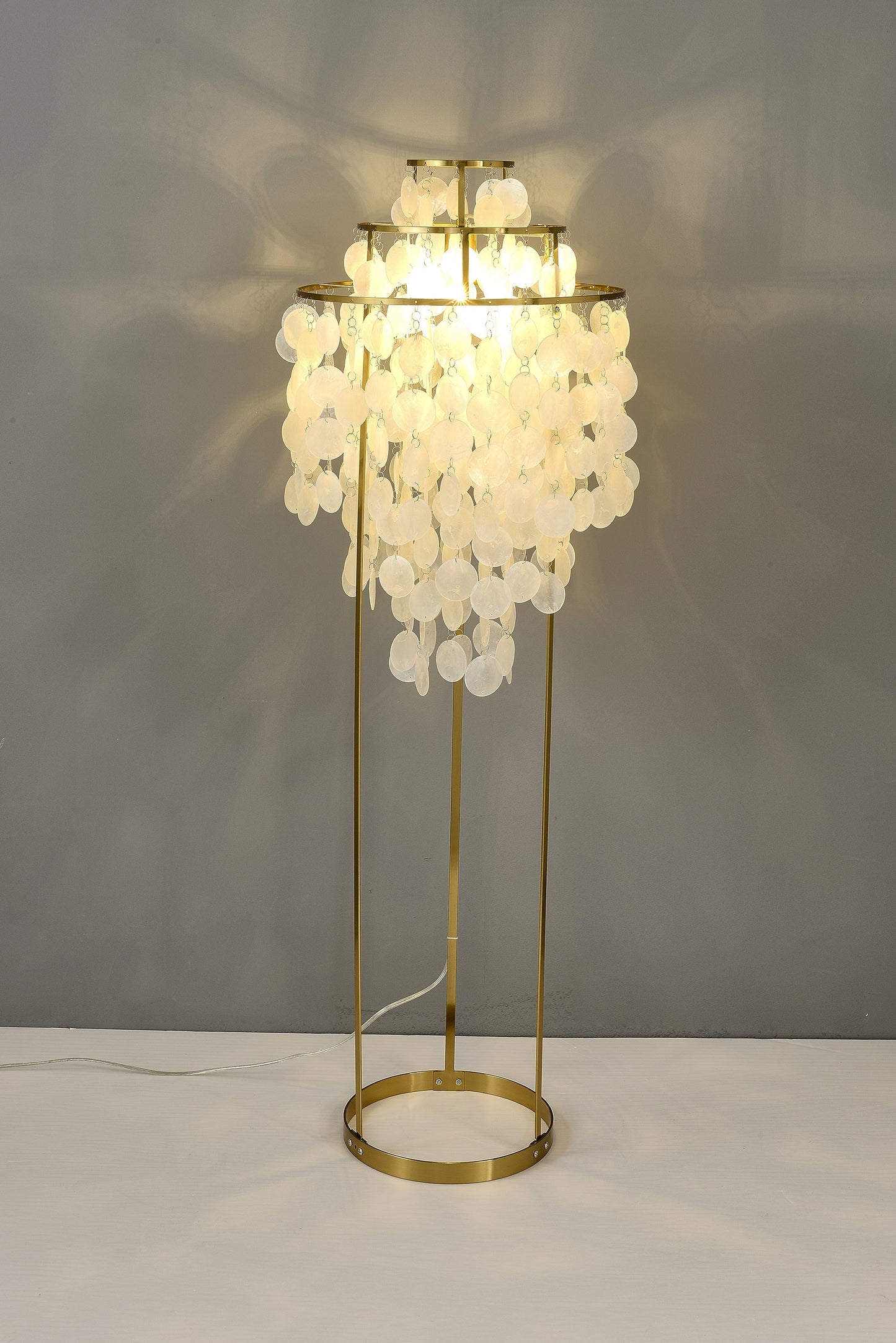 Shell Accent Lamp Floor Lamp