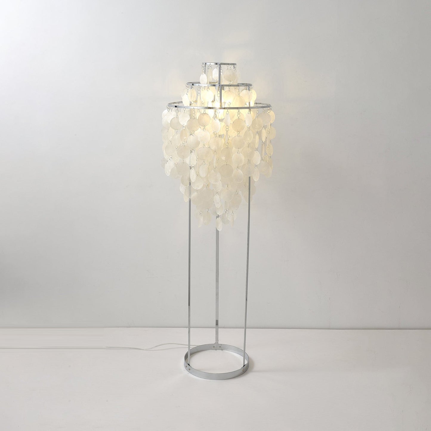 Shell Accent Lamp Floor Lamp