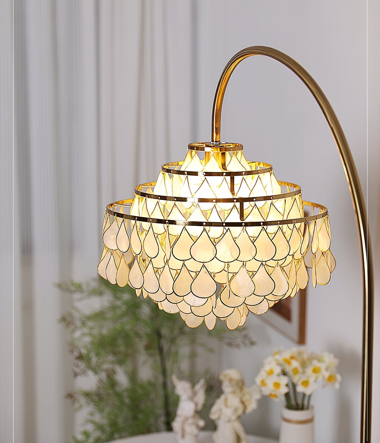 Shells Floor Lamp