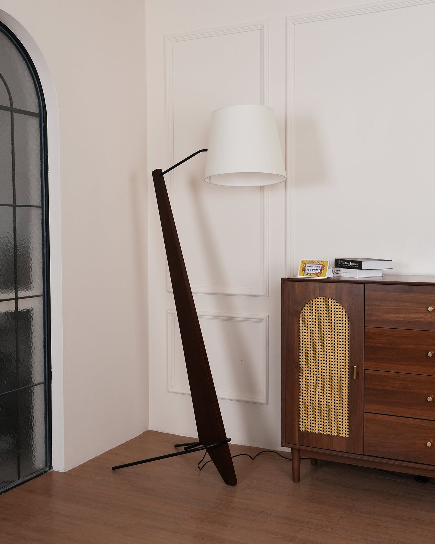 Silva Giant Ambient Floor Lamp Floor Lamp