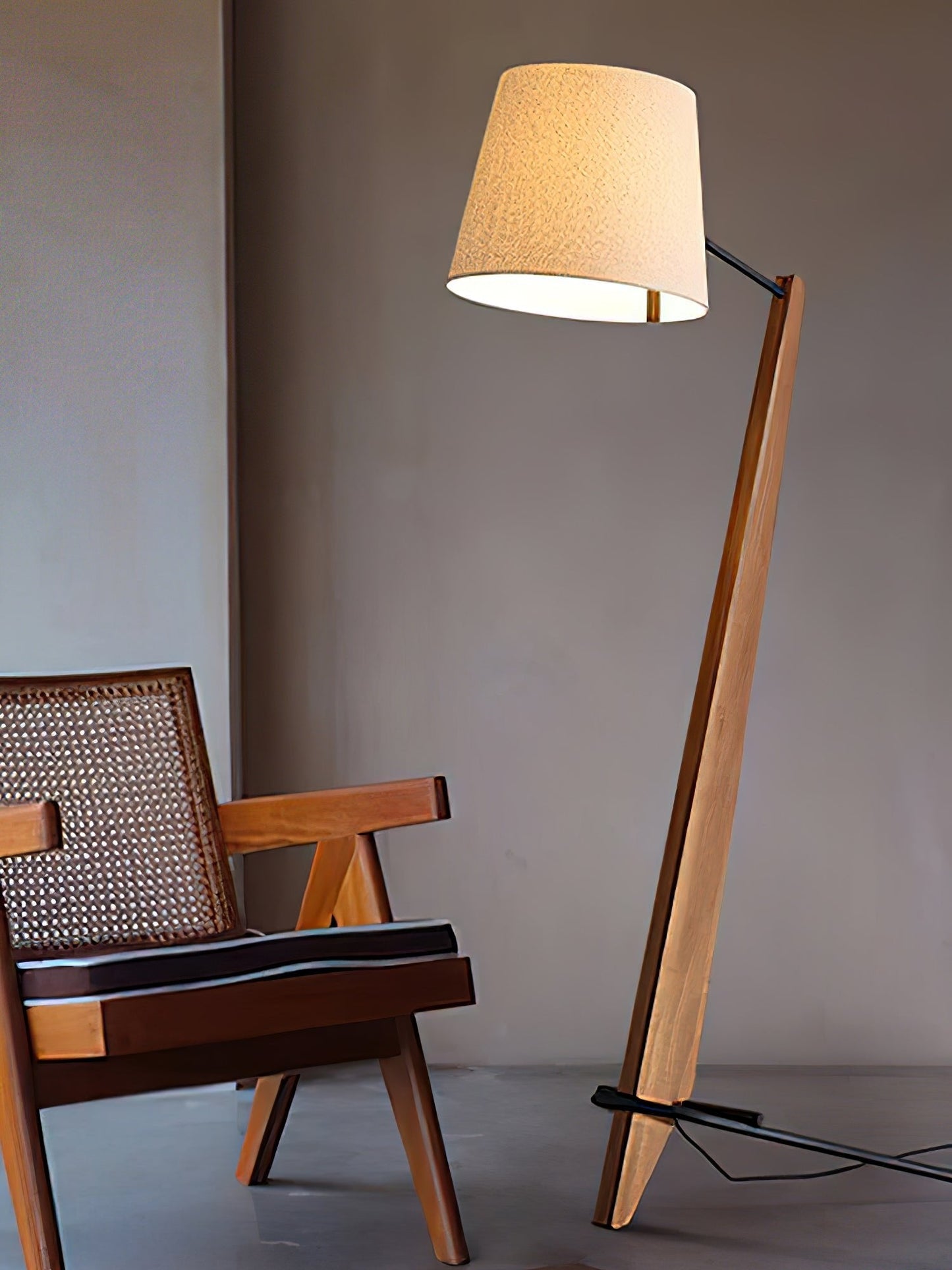 Silva Giant Ambient Floor Lamp Floor Lamp