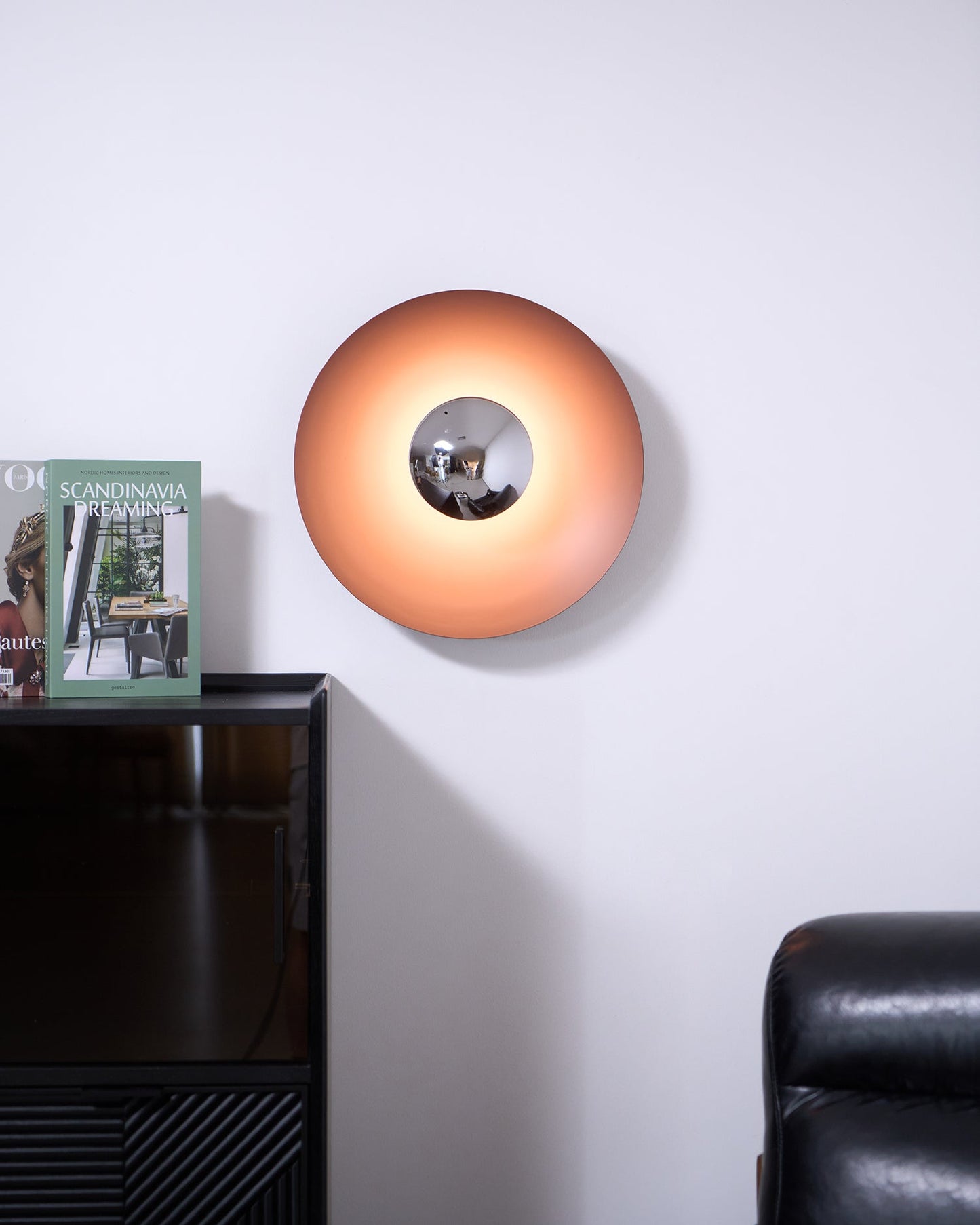 Simplicity Glow Plug-in Wall Light