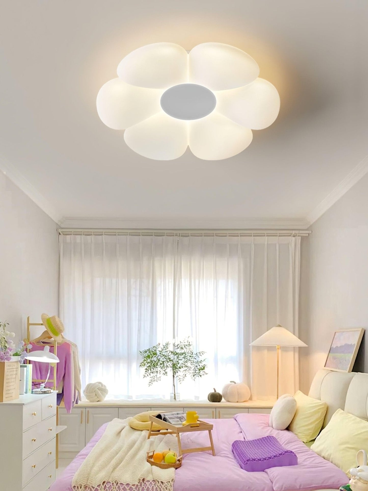 Six-leaf Flower Kids Room Overhead light Ceiling Lamp