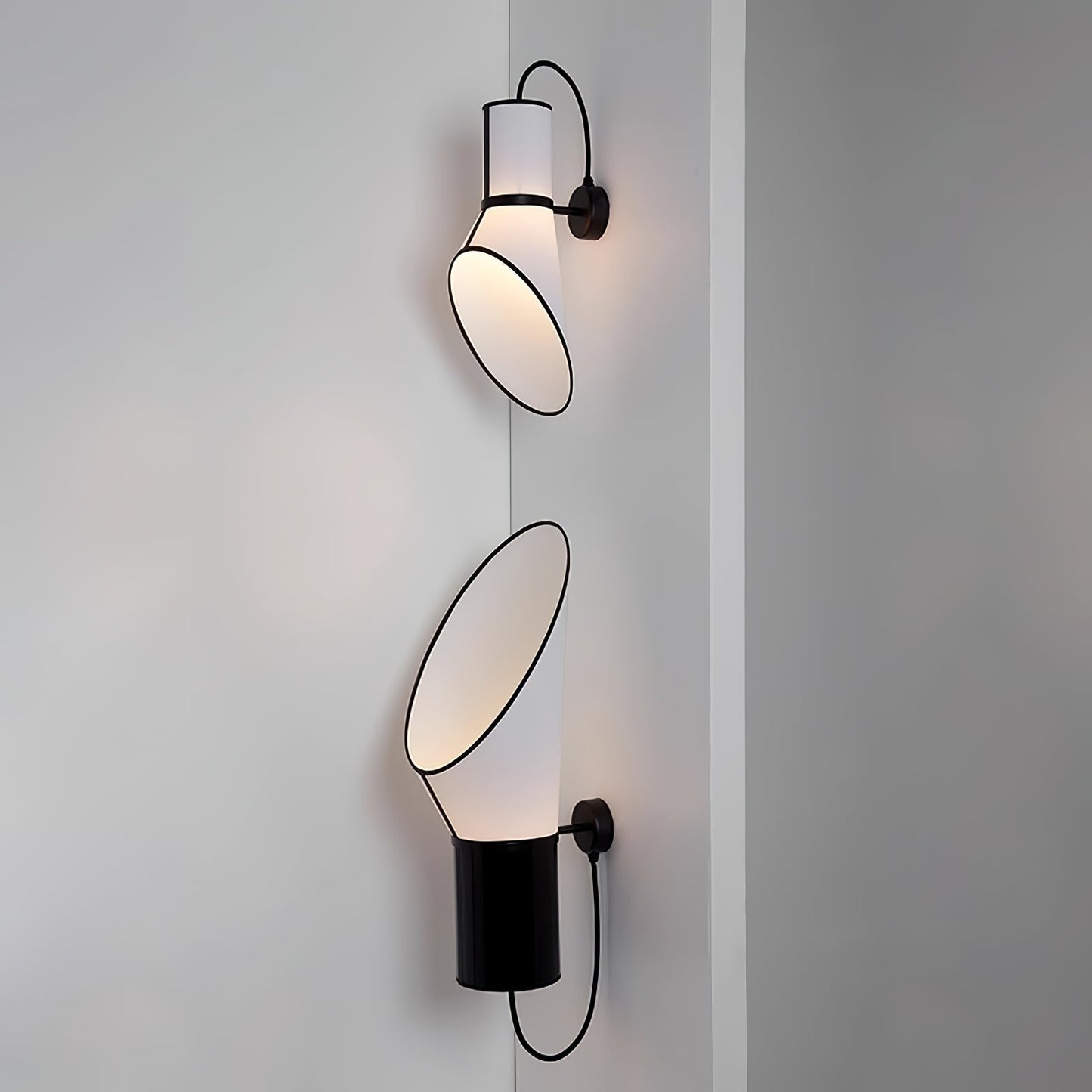 Sketch Line Wall Sconce