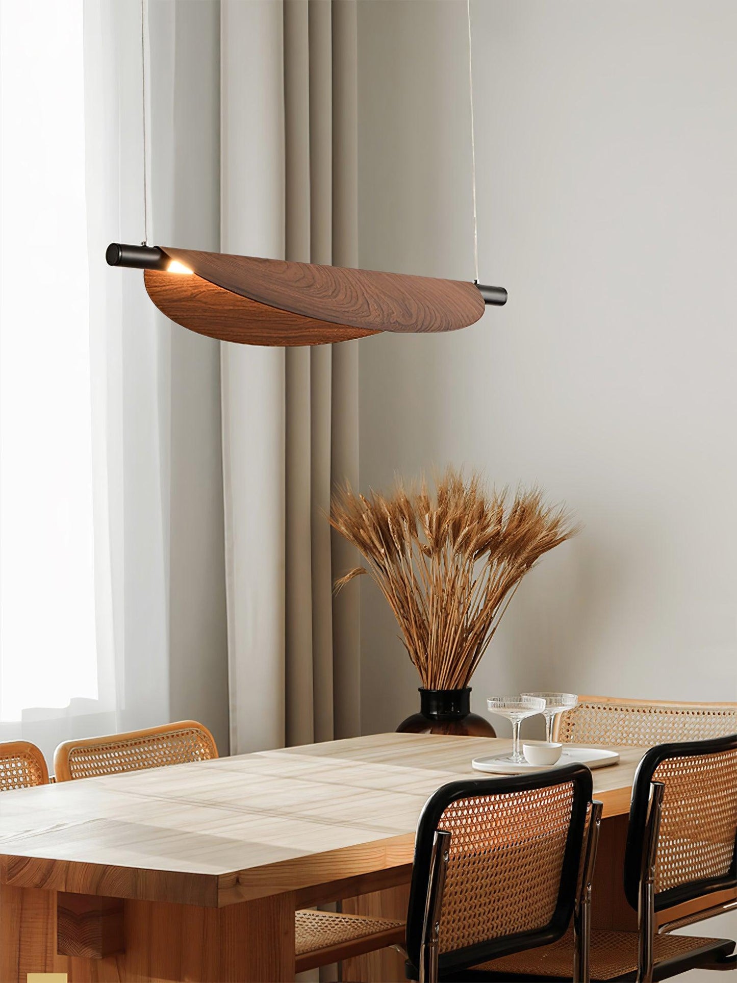 Sleek Board Ceiling light fitting Pendant Lamp