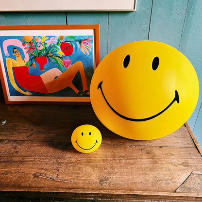 Smiling Rechargeable Built-in Battery Portable lamp Table Lamp