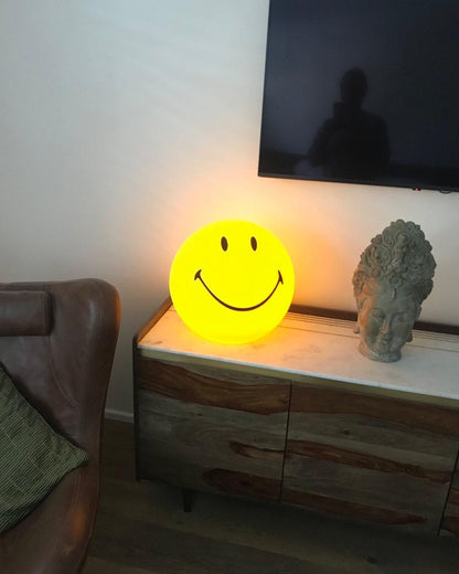Smiling Rechargeable Built-in Battery Portable lamp Table Lamp