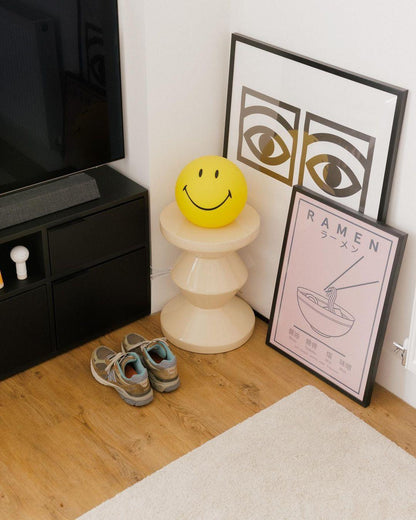 Smiling Reading light Table Lamp