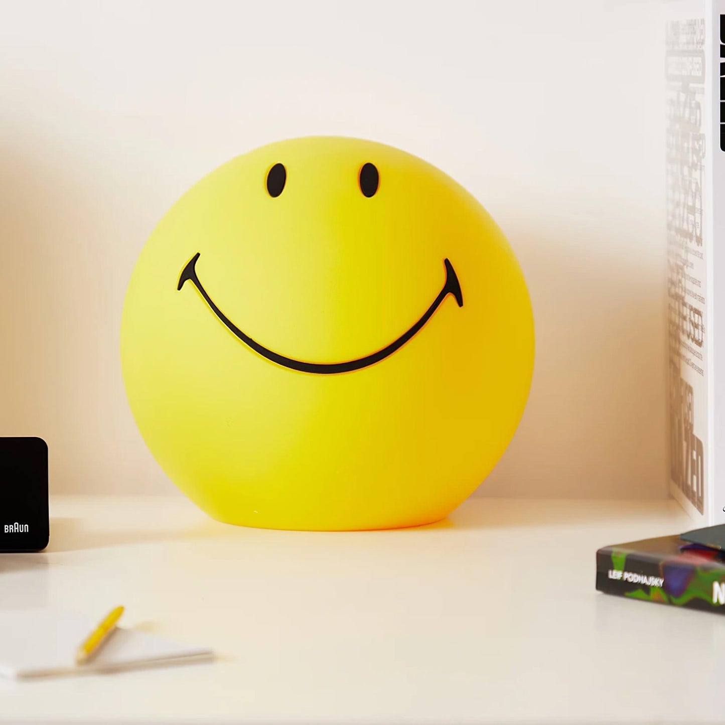Smiling Reading light Table Lamp