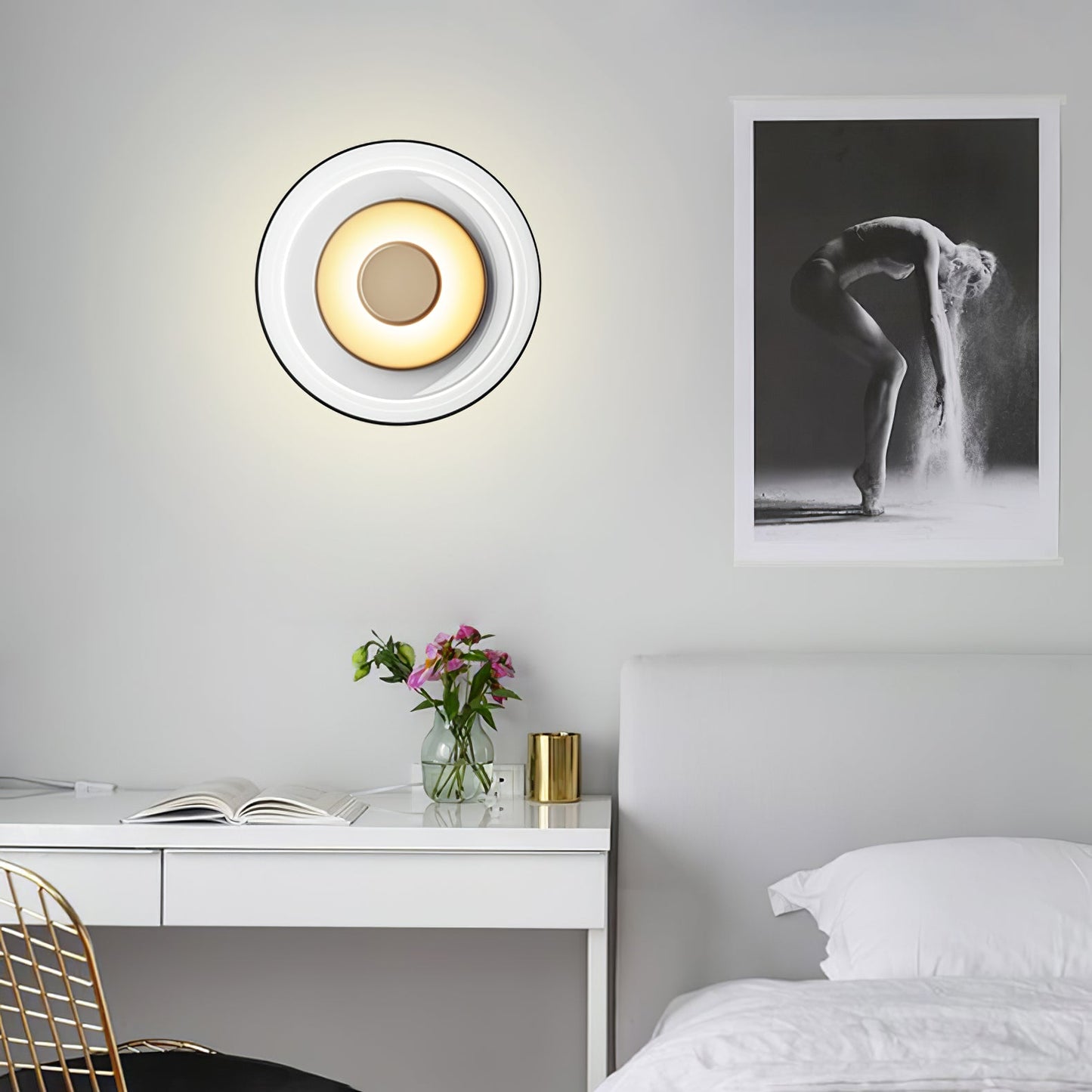 Solara Wall-mounted light Wall Light