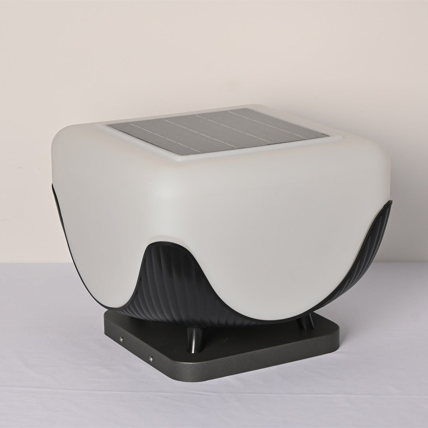 Solarca Cube Outdoor Light