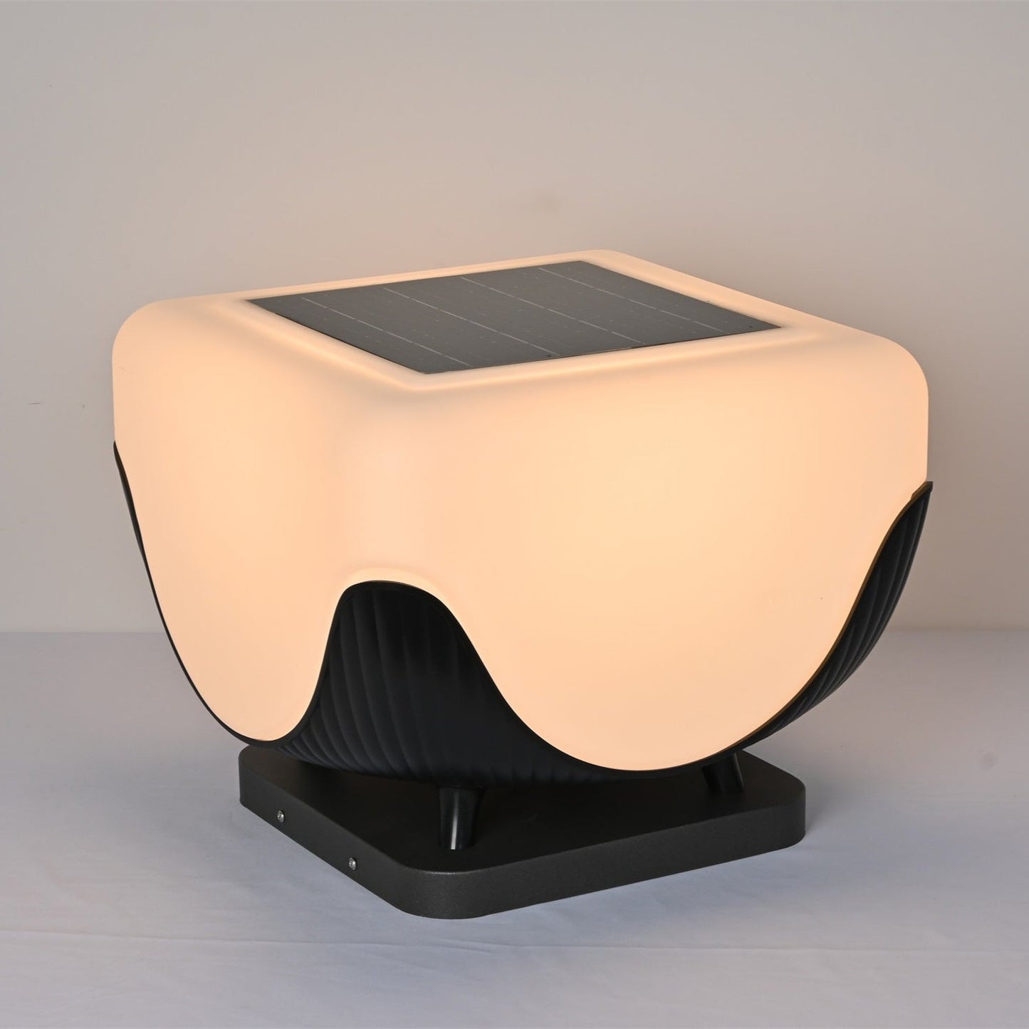 Solarca Cube Outdoor Light