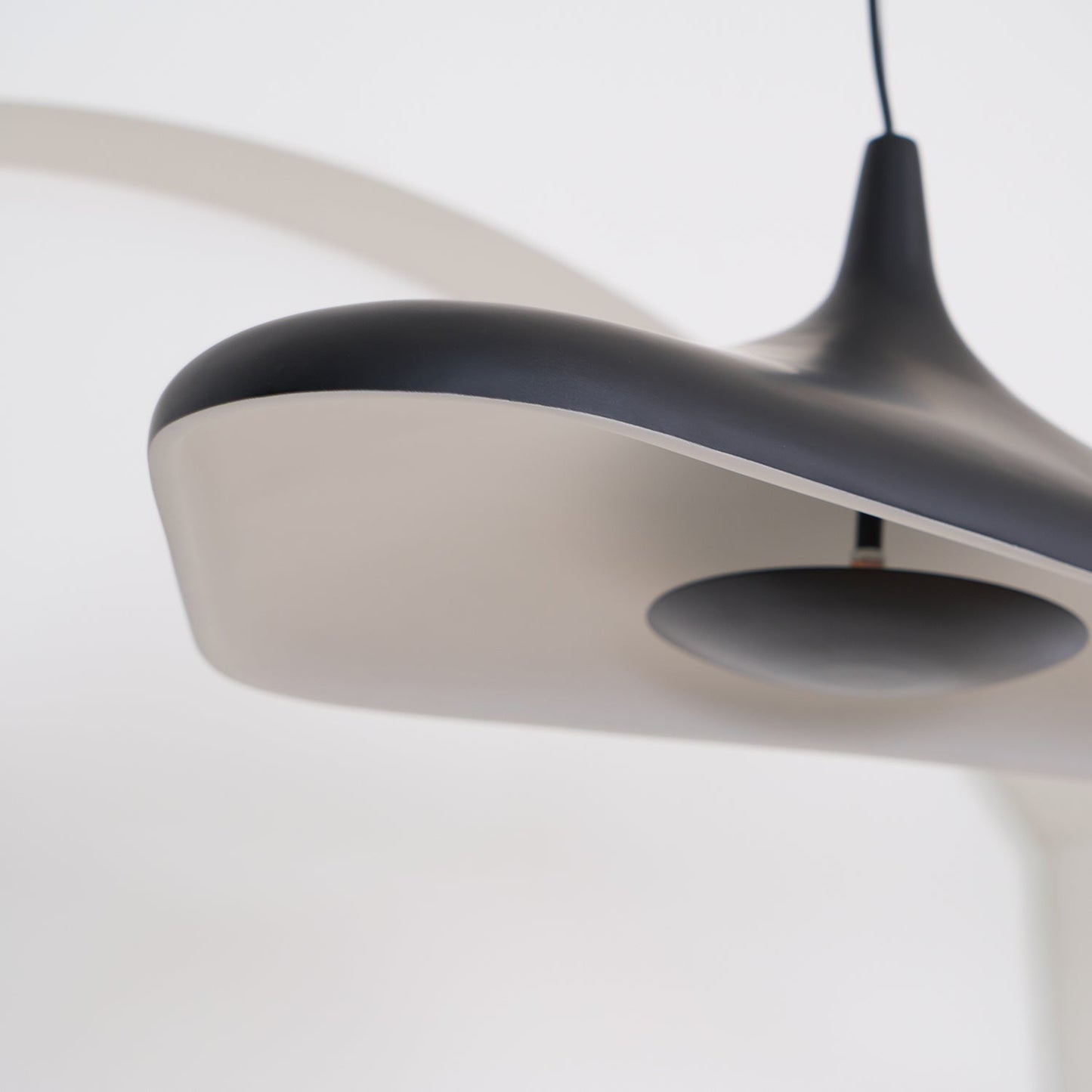 Soleil Noir Drop light Pendant Lamp