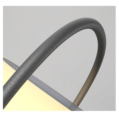 Soluna Pod Lantern Outdoor Lamp