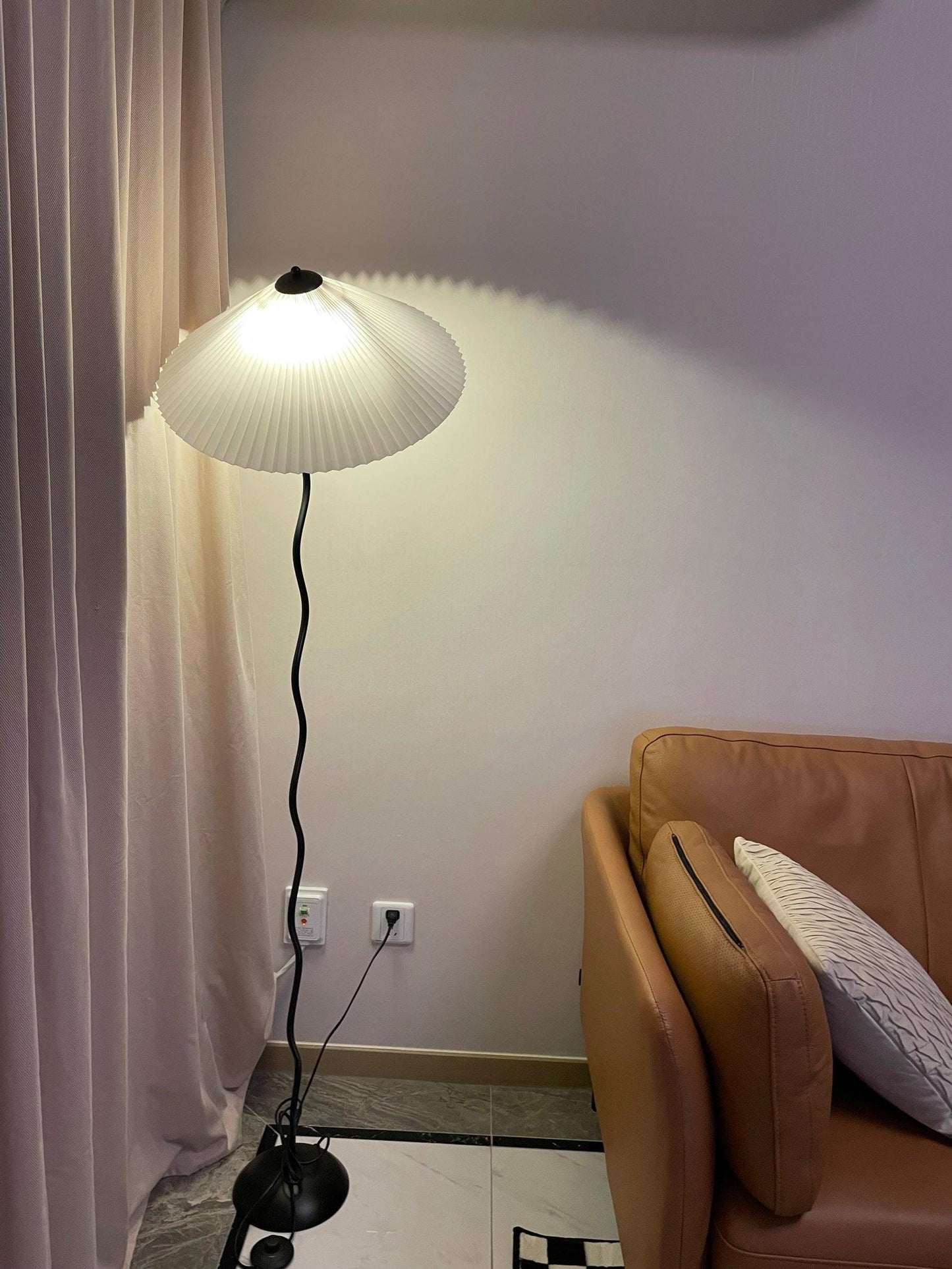 Squiggle Ambient Floor Lamp Floor Lamp