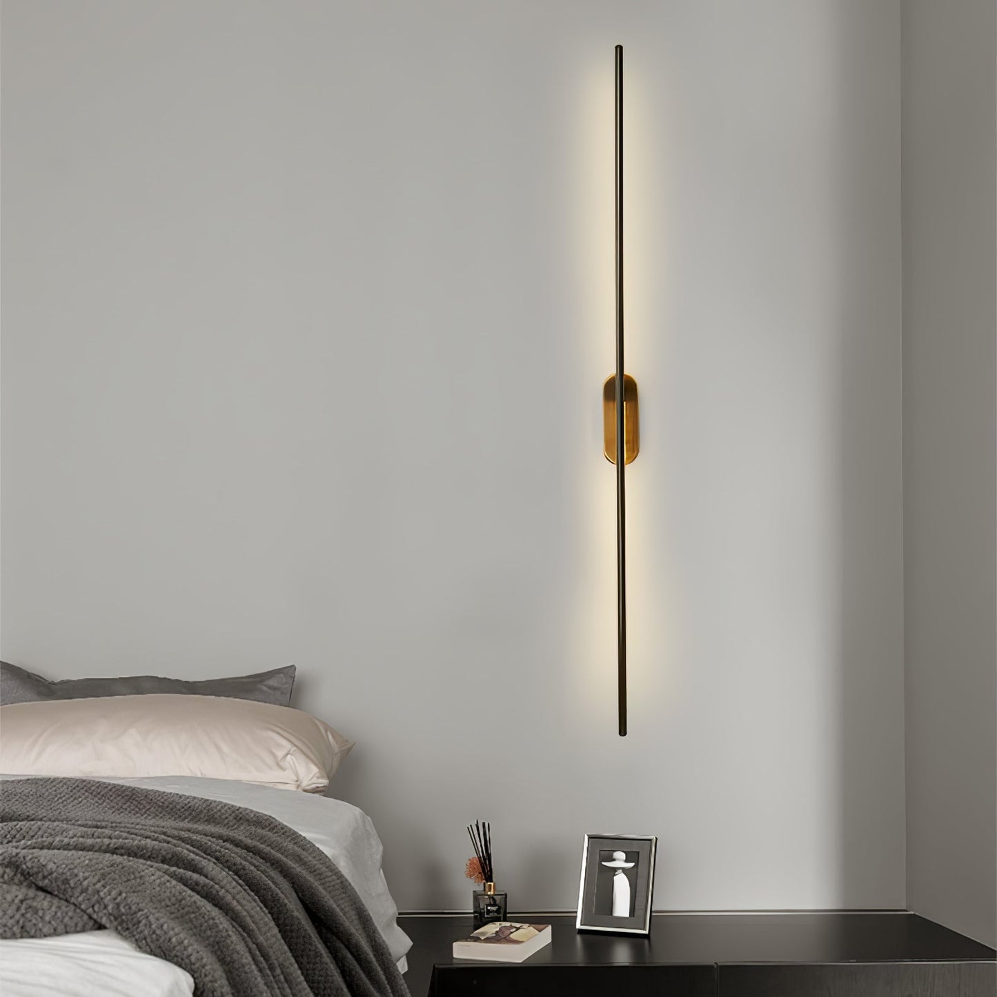 Stick Shaped Plug In Wall-mounted lamp Sconce