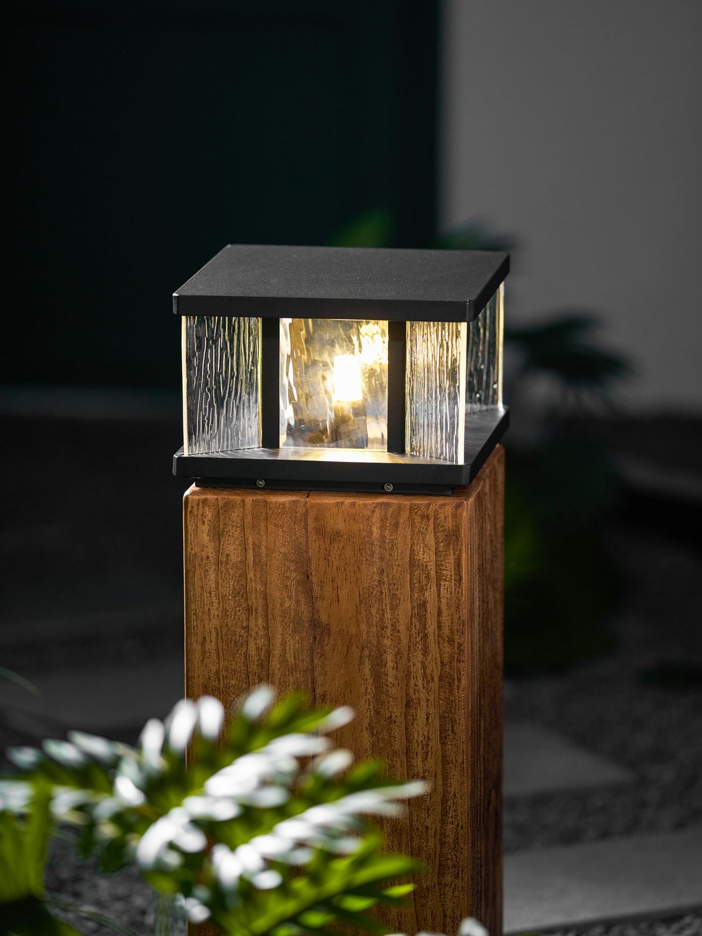 Stratos Square Outdoor Light
