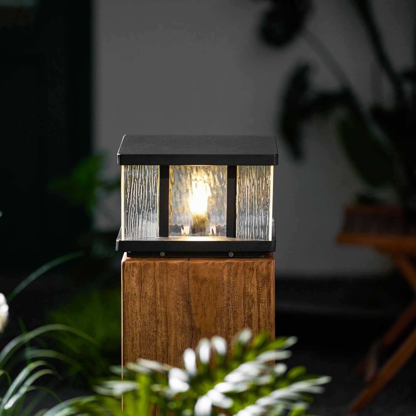 Stratos Square Outdoor Light