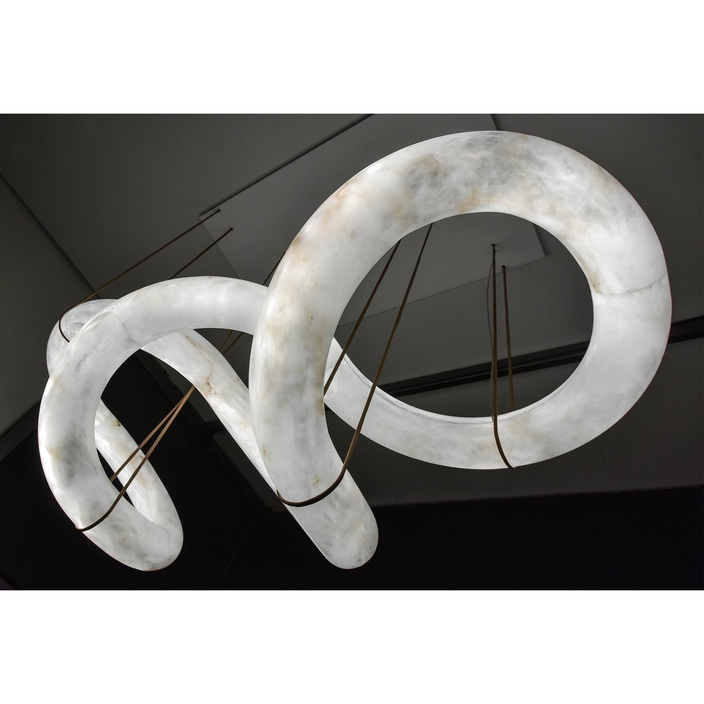 Streamlined Alabaster Pendant Lamp