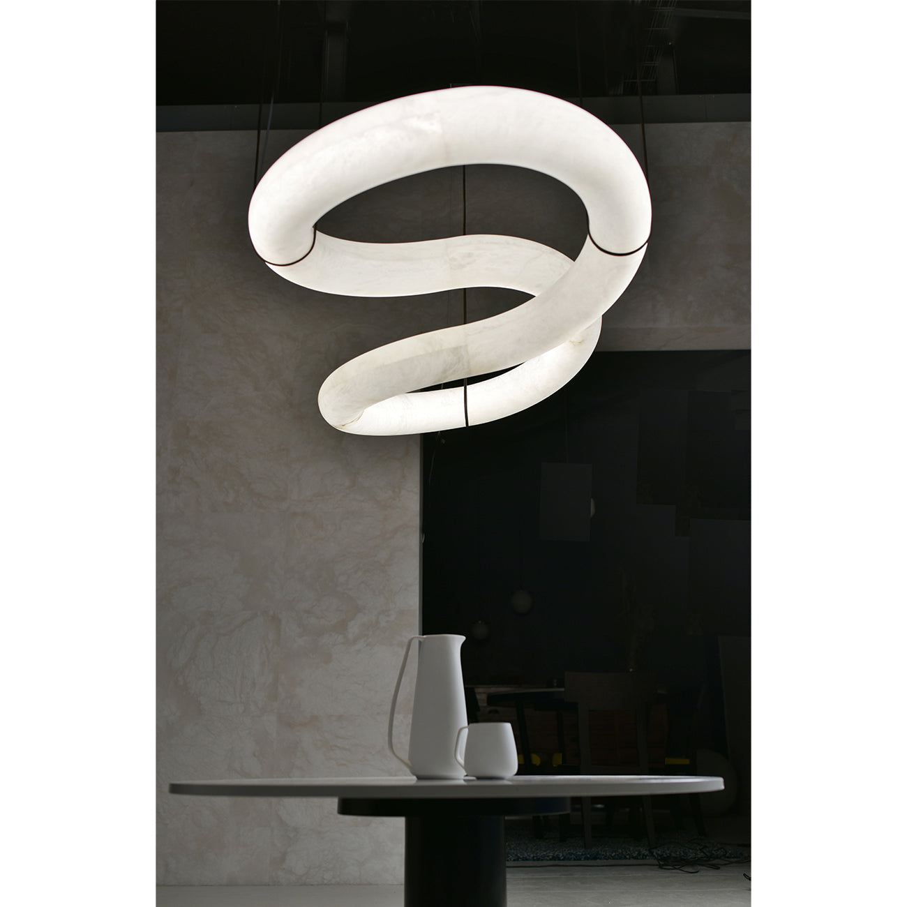 Streamlined Alabaster Pendant Lamp