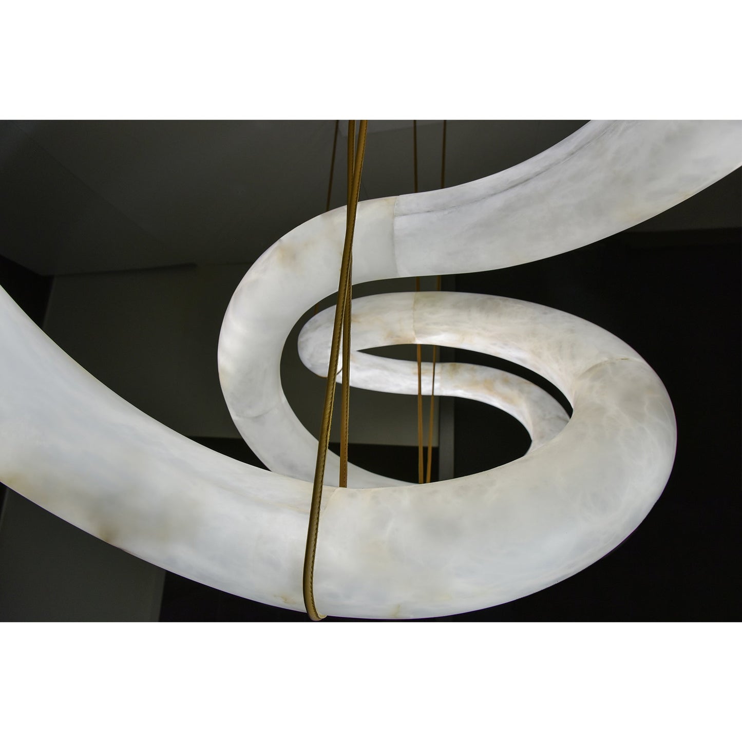 Streamlined Alabaster Pendant Lamp