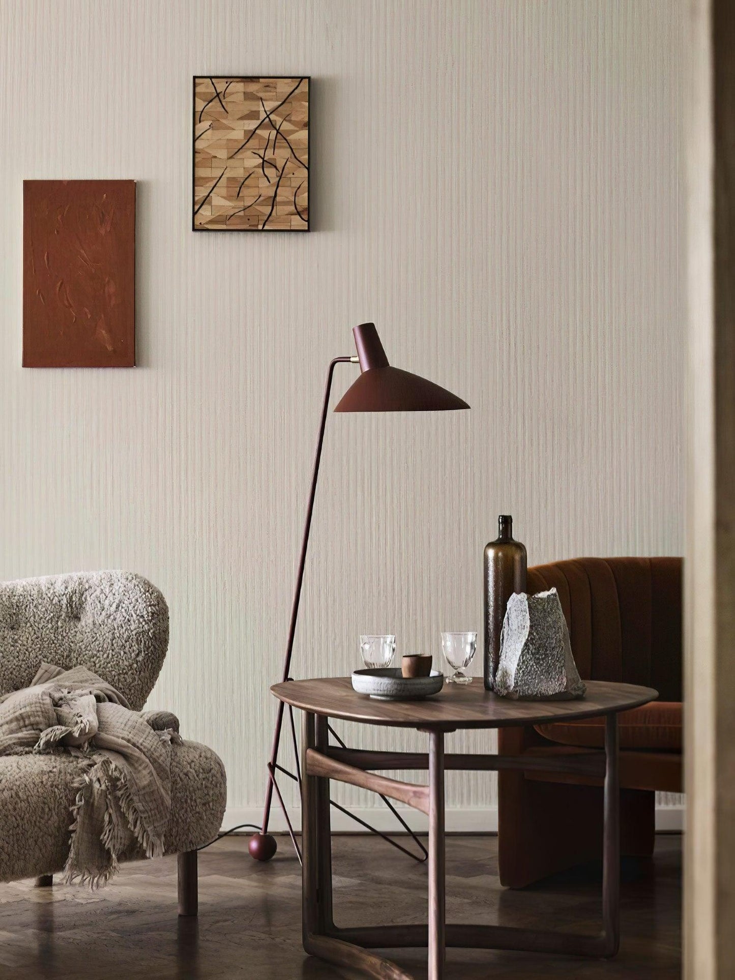 Svelte Noir Free-standing Lamp Floor Lamp