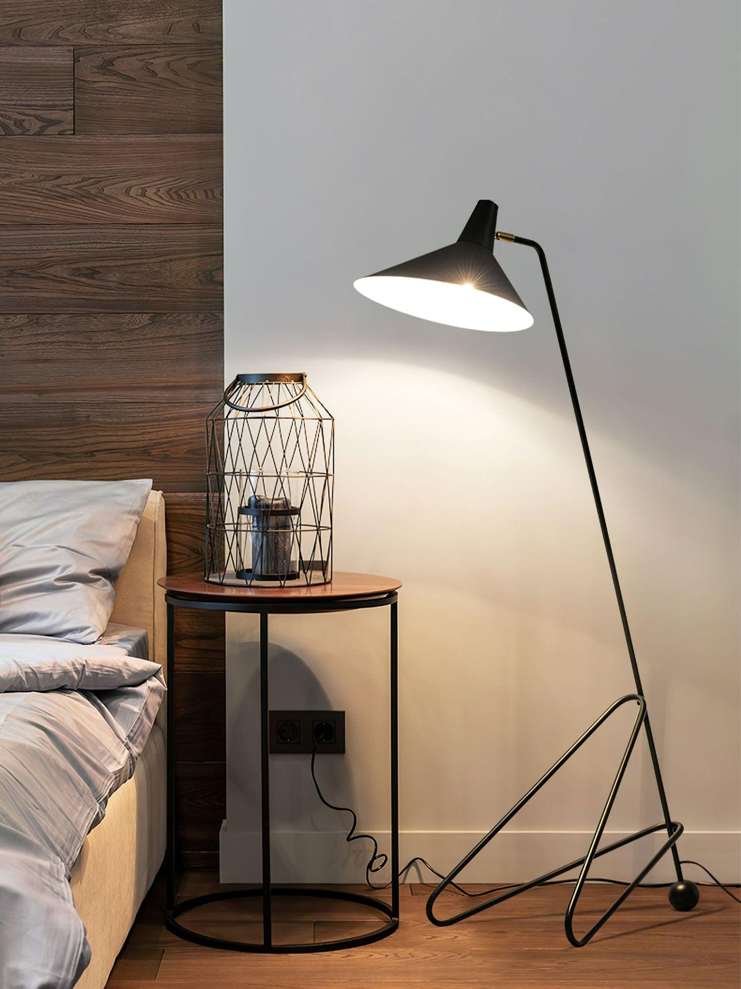 Svelte Noir Free-standing Lamp Floor Lamp