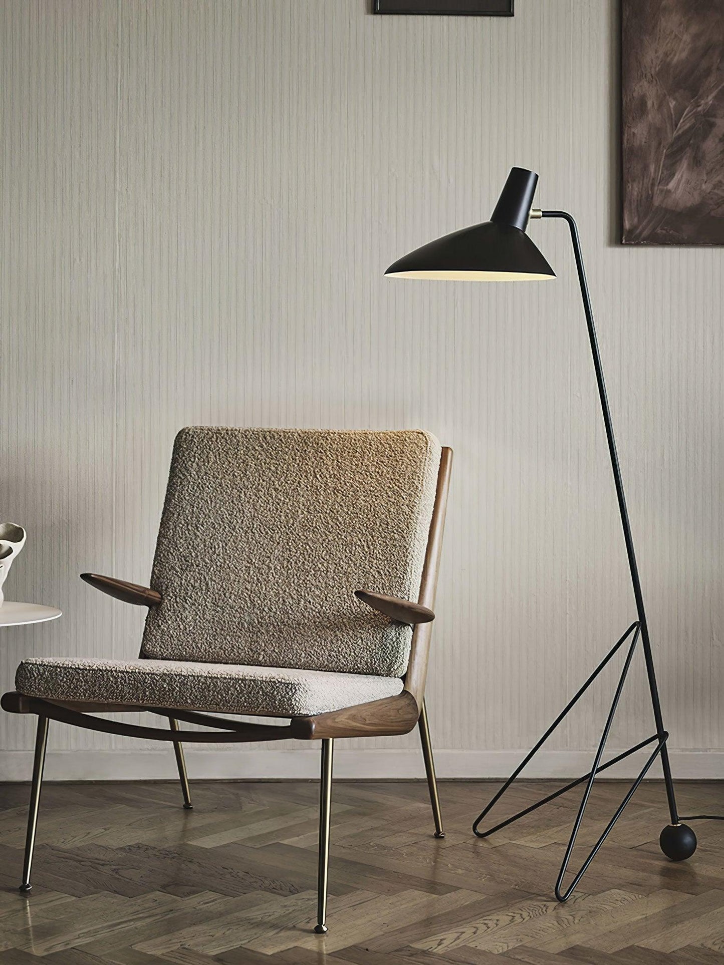 Svelte Noir Free-standing Lamp Floor Lamp