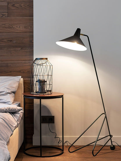 Svelte Noir Free-standing Lamp Floor Lamp